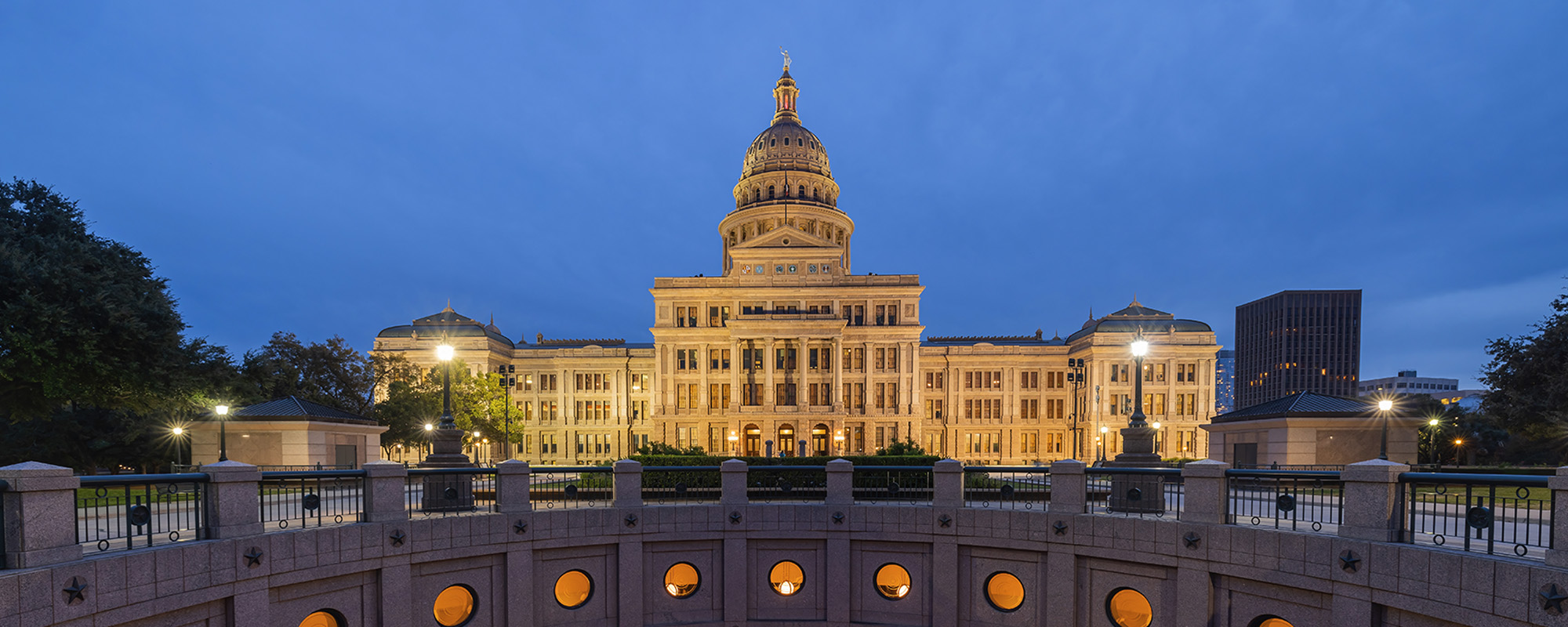 twilight view of texas capitol